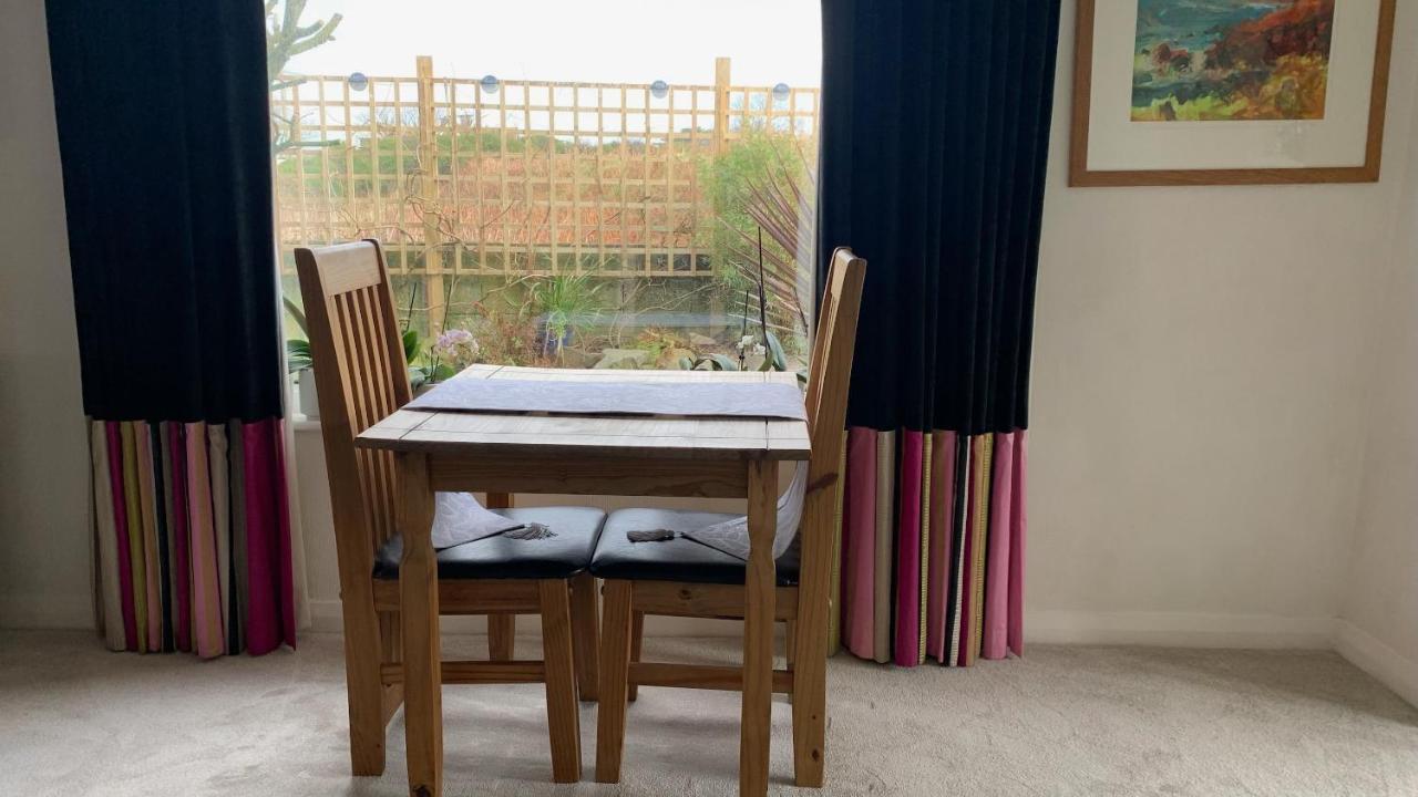 Ramsey House - Luxury Licensed B&B - Parking And Guest Lounge St. Davids  Kültér fotó