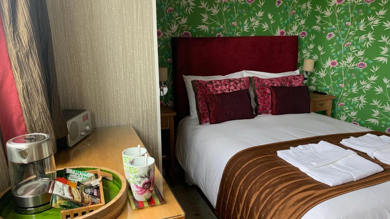 Ramsey House - Luxury Licensed B&B - Parking And Guest Lounge St. Davids  Kültér fotó